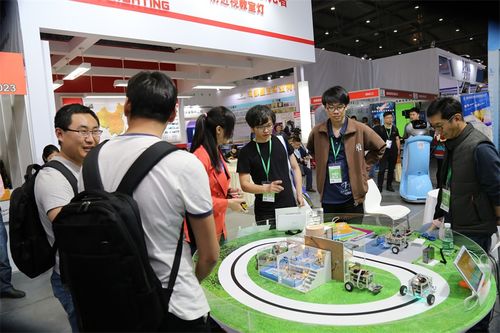 南博教育信息化產(chǎn)品亮相第74屆教育裝備展,助力教育信息化2.0行動計(jì)劃